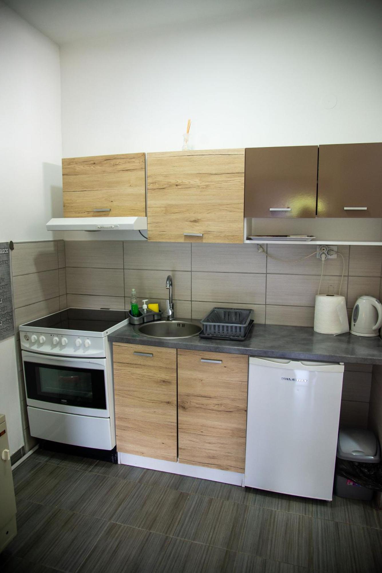 Apartmani Maslacak Vrdnik Ngoại thất bức ảnh