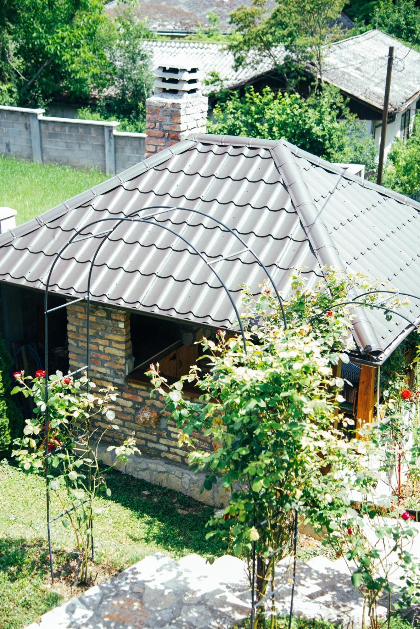 Apartmani Maslacak Vrdnik Ngoại thất bức ảnh